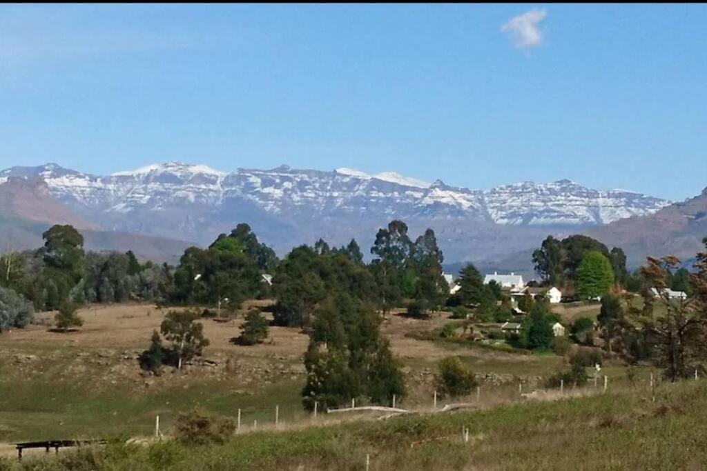 The Underberg Cottage Экстерьер фото